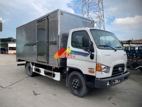 Xe tải Hyundai W11S 6.5 tấn thùng kín dài 5m