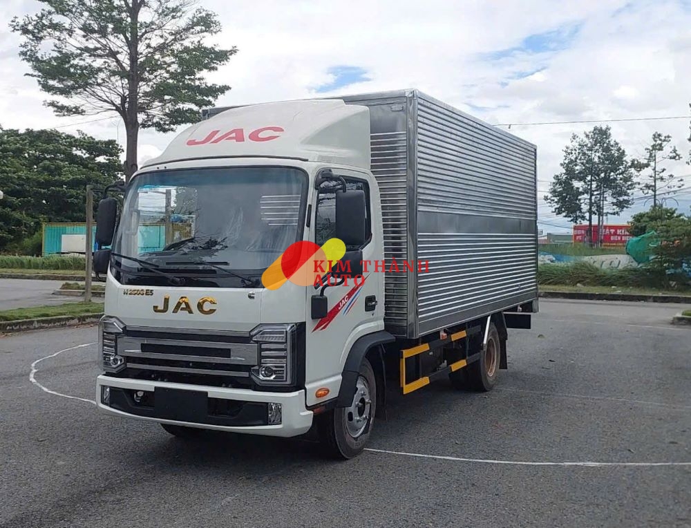 Xe Jac N250S Pro E5A Thùng Kín 2T5